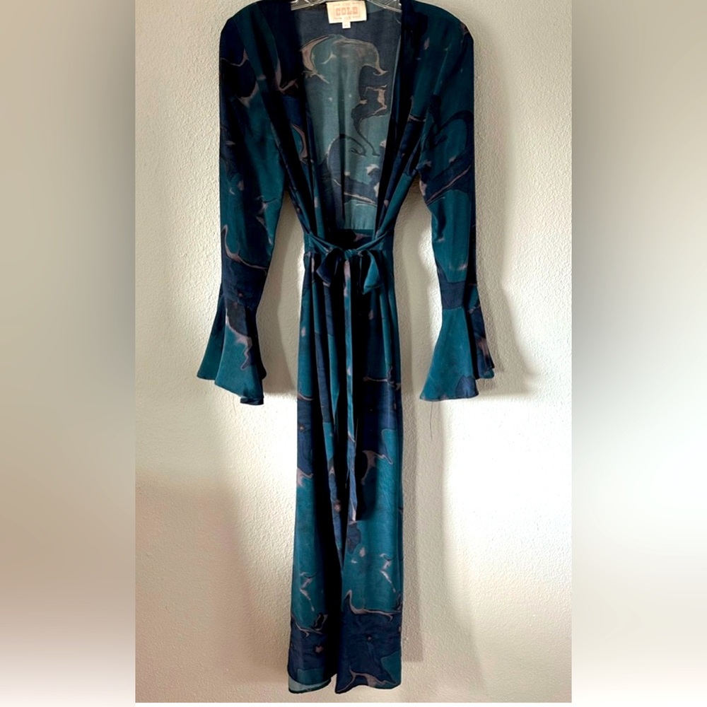 M/L STONE COLD FOX lily pad long wrap dress